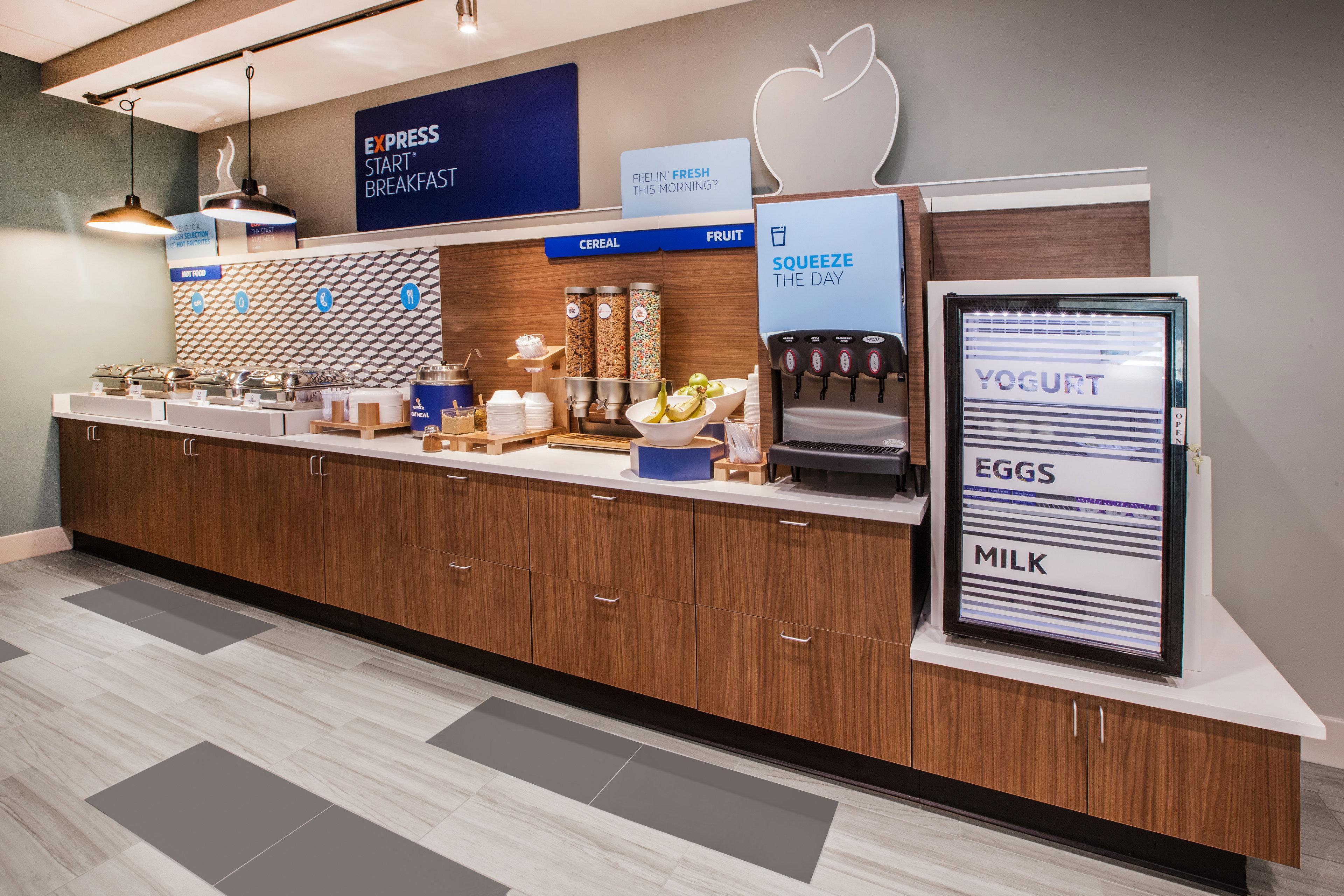 Holiday Inn Express & Suites Elk Grove Central - Hwy 99 By Ihg Eksteriør bilde