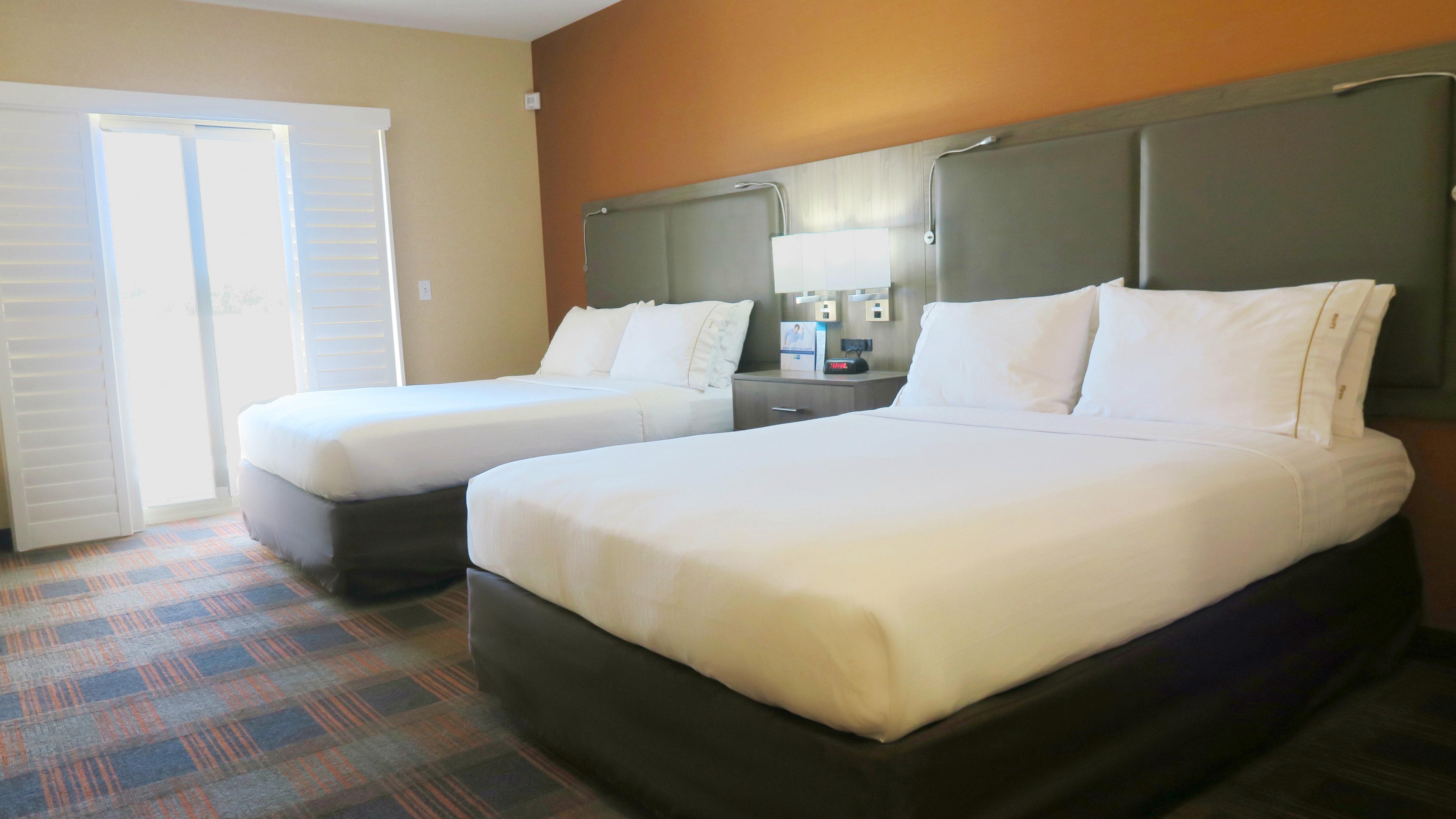 Holiday Inn Express & Suites Elk Grove Central - Hwy 99 By Ihg Eksteriør bilde