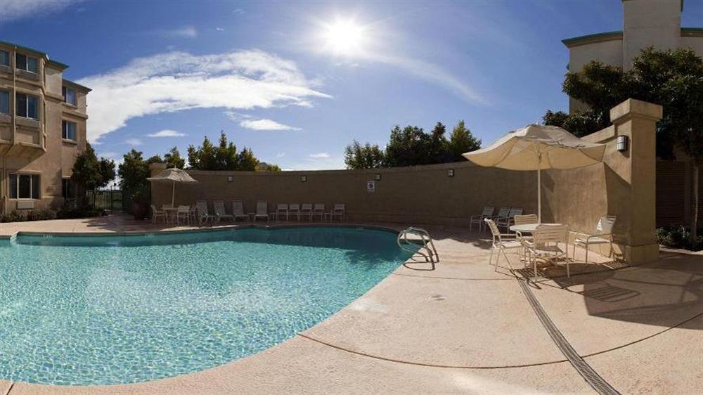 Holiday Inn Express & Suites Elk Grove Central - Hwy 99 By Ihg Eksteriør bilde